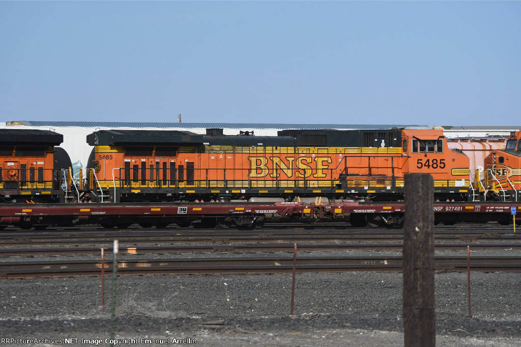 BNSF 5485